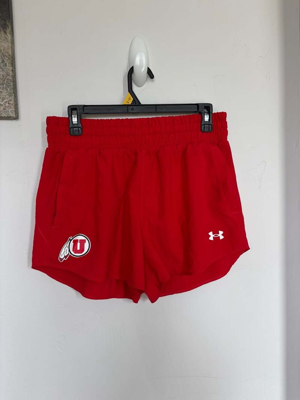 Under Armour University‎ of Utah Utes Women's Athletic Running Shorts Red Medium